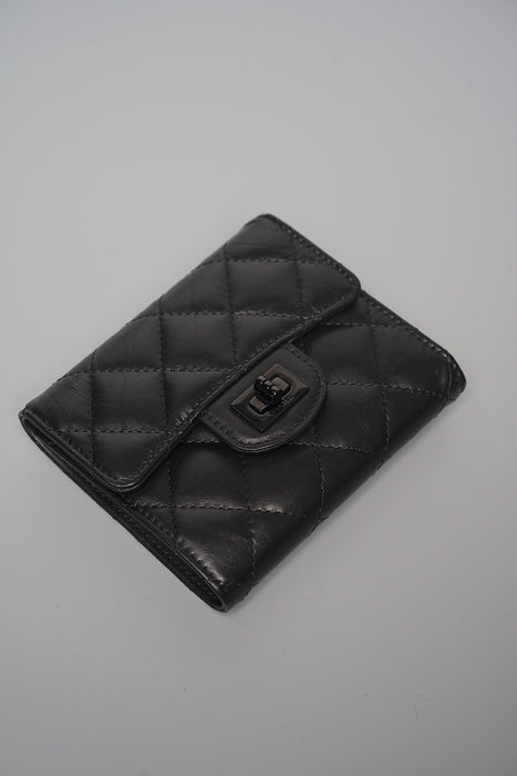 Chanel So Black Reissue 255 Compact Wallet