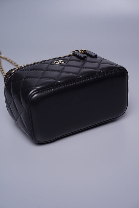 Chanel Long Vanity in Black Ghw