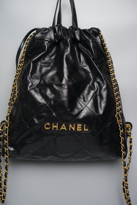 Chanel 22 Back Pack in Black Ghw Brand New orangeporter