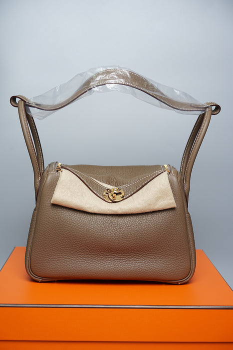 Hermes Lindy 26 in Etoupe Ghw (Brand New)