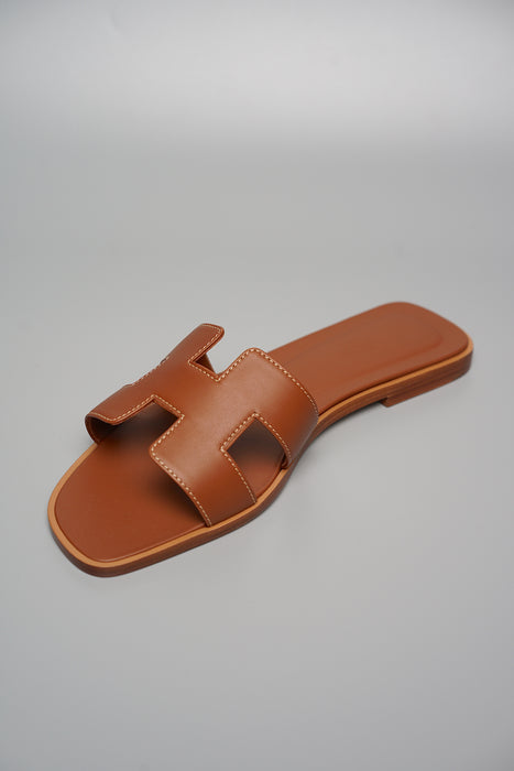 Hermes Oran Sandals in Gold Size 39 (Brand New)