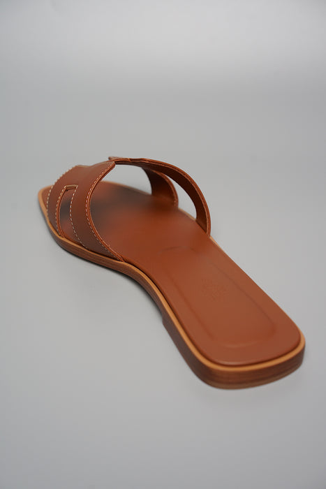 Hermes Oran Sandals in Gold Size 39 (Brand New)