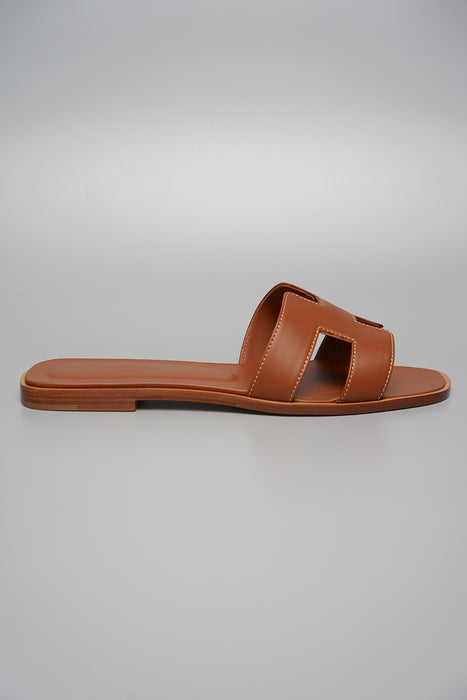 Hermes Oran Sandals in Gold Size 39 (Brand New)