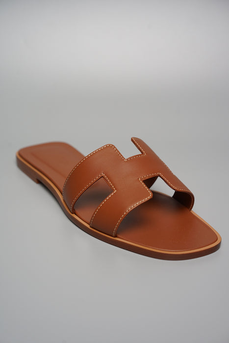 Hermes Oran Sandals in Gold Size 39 (Brand New)