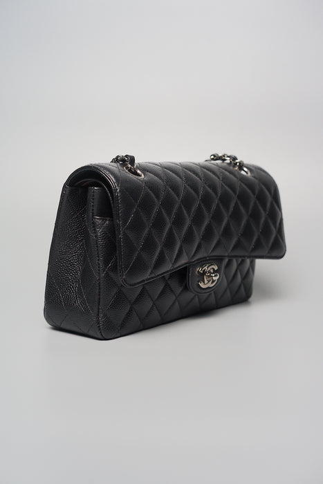 Chanel Medium Classic Flap in Black Caviar Shw