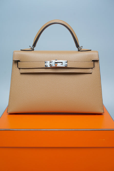 Hermes Kelly 20 in Chai Phw (Brand New)