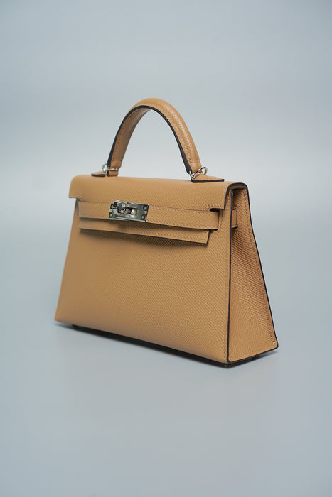 Hermes Kelly 20 in Chai Phw (Brand New)