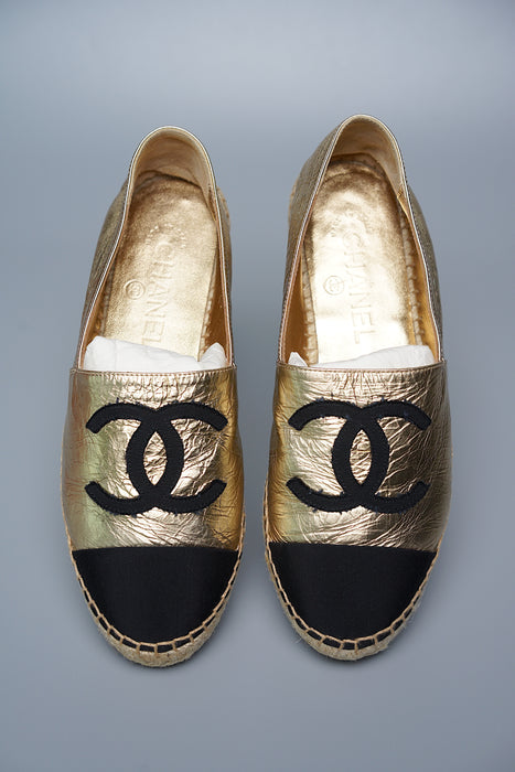 Chanel gold store espadrilles