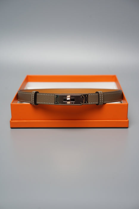 Hermes Kelly 18 Belt in Etoupe